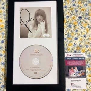 Authenticated Taylor Swift CD Display with Autograph
